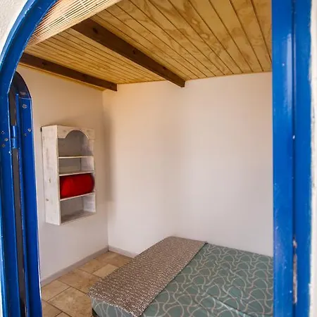 Surfhouse Πανσιόν *