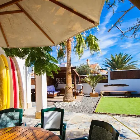 Surfhouse Πανσιόν