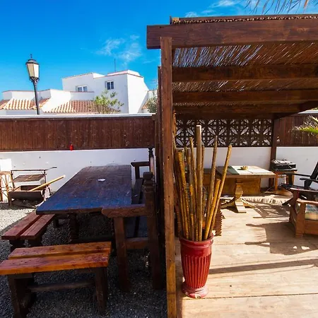 Surfhouse Konukevi Corralejo