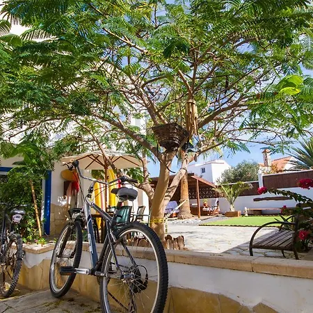 ゲストハウス Surfhouse *