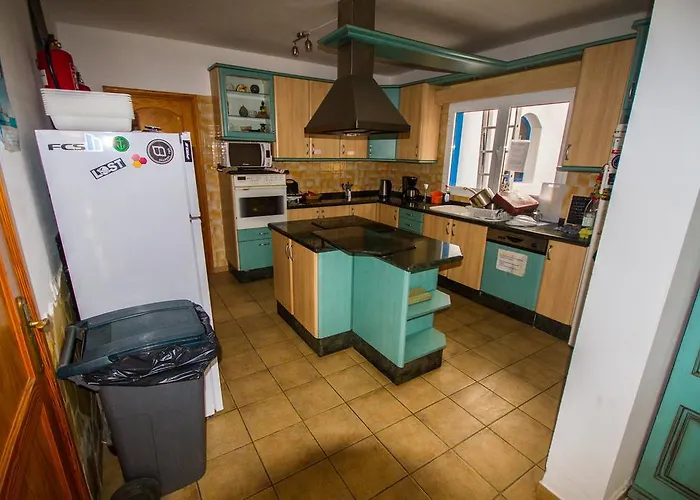 Guest house Surfhouse *